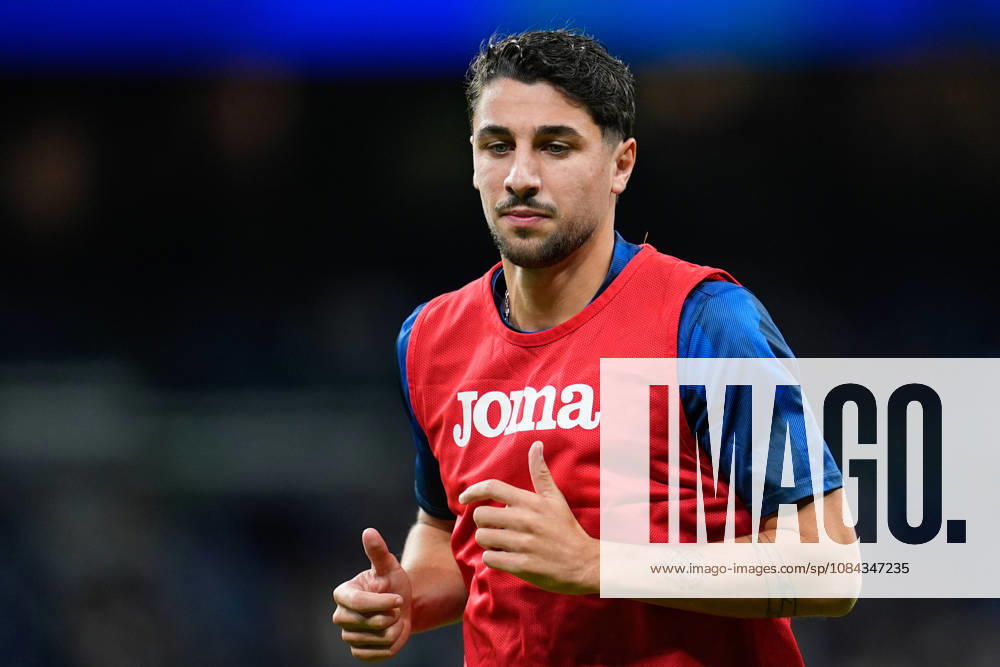 Santi Comesana of Villarreal CF warms up during the Spanish League, LaLiga EA Sports, football match between Real Madrid and Villarreal CF at Bernabeu stadium on October 10, 2026, in Madrid, Spain. Real Madrid V Villarreal CF - LaLiga EA Sports - ZUMAa181 20261010_zaa_a181_161