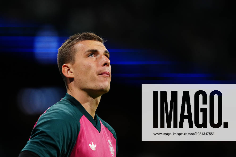 Real Madrid v Villarreal - LaLiga EA Sports 2026 27 MD8 MADRID, SPAIN - OCTOBER 10: Andriy Lunin of Real Madrid looks on before the LaLiga EA Sports match between Real Madrid CF and Villarreal CF at Santiago Bernabeu on October 10, 2026 in Madrid, Spain. Madrid Santiago Bernabeu Madrid Spain