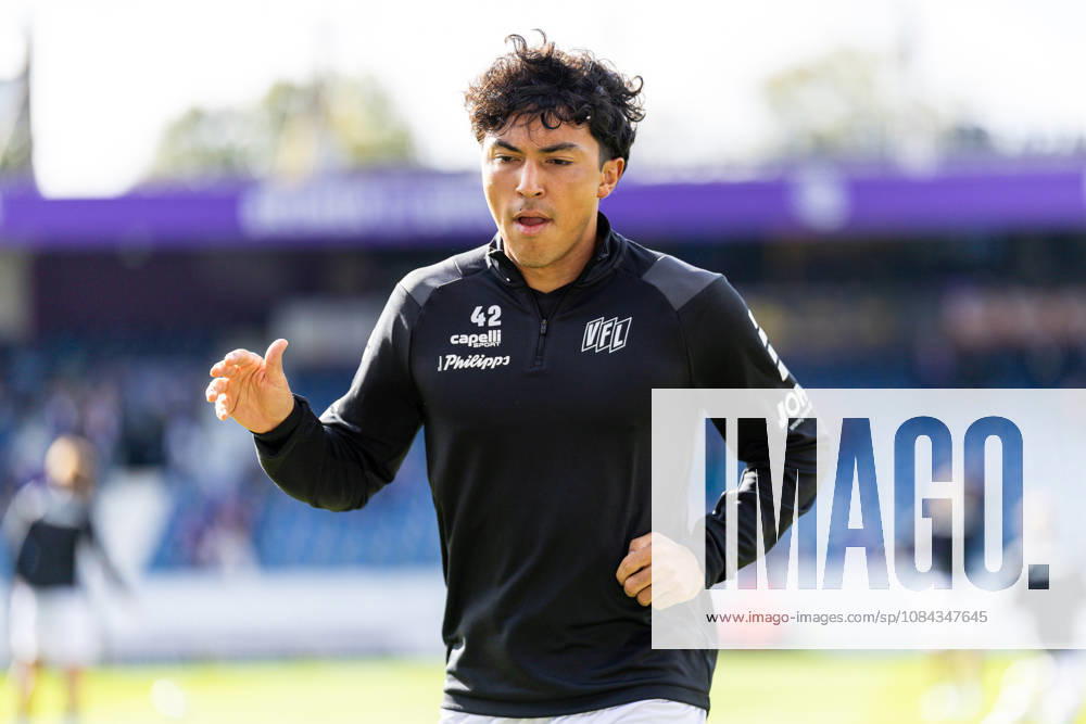 Jonathan Gomez, VfL Osnabrück, 42 GER, VfL Osnabrück vs. SG Dynamo Dresden, Soccer, 2. Bundesliga, Matchday 7, 2026–2027 season, October 10, 2026 DFL regulations prohibit any use of photographs as image sequences and or quasi-video GER, VfL Osnabrück vs. SG Dynamo Dresden, Soccer, 2. Bundesliga, Matchday 7, 2026–2027 season, October 10, 2026, Osnabrück
