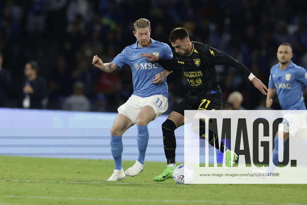 Serie a football match SSC Napoli vs Frosinone Napoli s Belgian midfielder Kevin De Bruyne challenges for the ball with Frosinone s Serbian defender Aleksa Terzic during the Serie A football match between SSC Napoli vs Frosinone at the Diego Armando Maradona Stadium in Naples, southern Italy, on October 10, 2026. _BPH8635