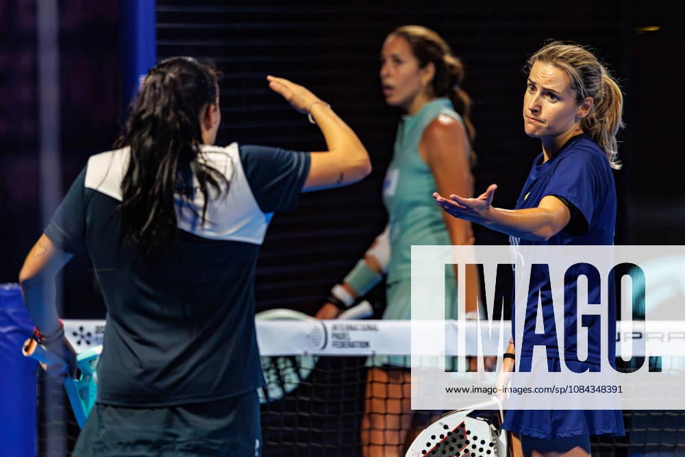 DÜSSELDORF, GERMANY - 10 OCTOBER 2026: Image shows the celebration of Ariana Sanchez Fallada (ESP) and Andrea Ustero Prieto (ESP) during CUPRA Germany Premier Padel P2 2026 Day 7: Semifinals at CASTELLO Düsseldorf on 10 10 2026 in Düsseldorf, Germany. Germany