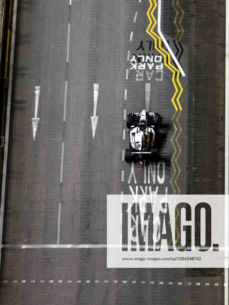 F1 - SINGAPORE GRAND PRIX 2026 11 PEREZ Sergio (mex), Cadillac F1 Team MAC-26, action during the 2026 Formula 1 Singapore Grand Prix, 17th round of the 2026 Formula One World Championship, WM, Weltmeisterschaft from October 9 to 11, 2026 on the Marina Bay Street Circuit, in Singapore, Singapore - SingaporeSingapore