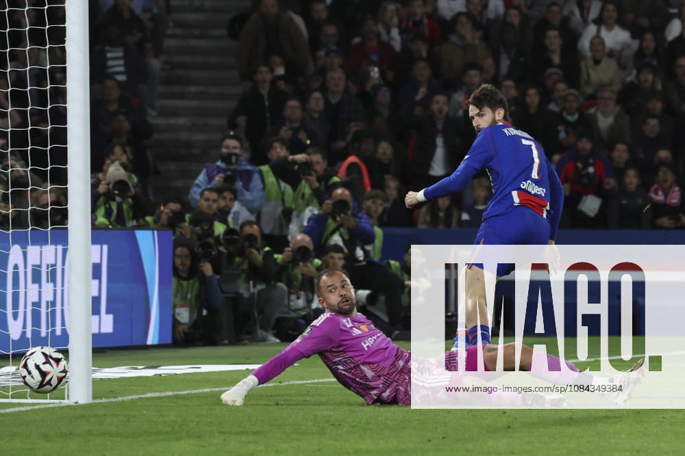 But de Khvicha Kvaratskhelia (Paris Saint Germain) Vs Nicolas Kocik (Le Mans)