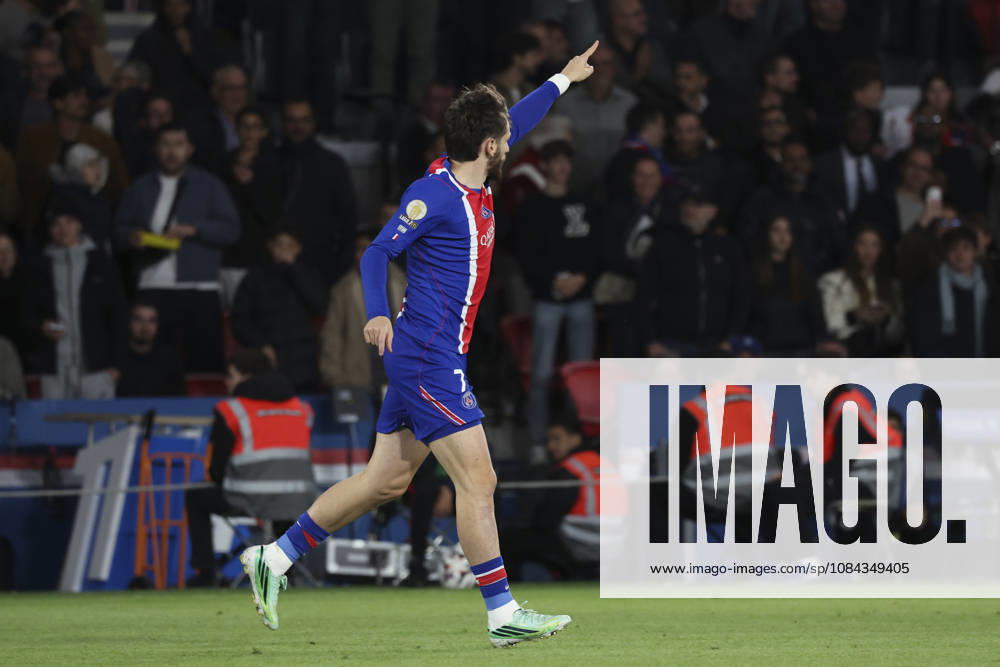Joie - But de Khvicha Kvaratskhelia (Paris Saint Germain)