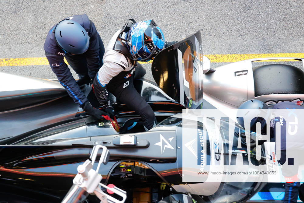 AUTO - ELMS - 4 HOURS OF PORTIMAO 2026 47 KOLOVOS Georgios (gre), HABSBURG Ferdinand (aut), MILESI Charles (fra), CLX Motorsport, Oreca 07 - Gibson, LMP2 Pro Am, portrait Refuelling, drivers changing, during the 4 Hours of Portimao 2026, 6th round of the 2026 European Le Mans Series on the Autodromo Internacional do Algarve from October 8 to 10, 2026 in Portimao, Portugal - PortimaoPortugal