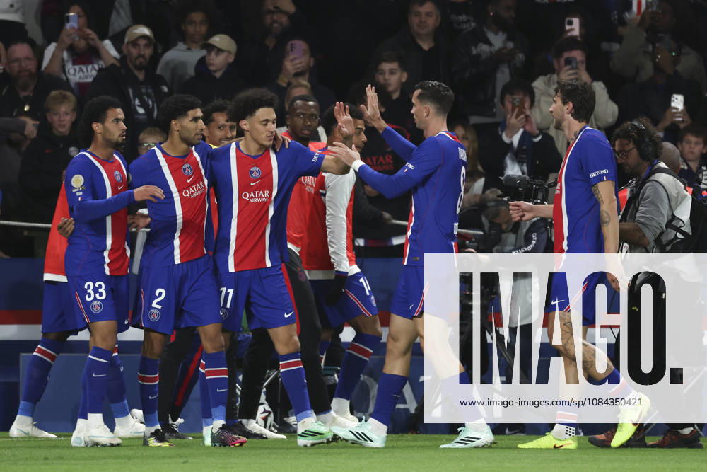 Joie - But de Maghnes Akliouche (Paris Saint Germain)
