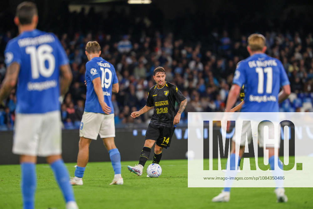 Giacomo CaloÂ² of FC Frosinone during the 2026 27 Serie A match between SSC Napoli and FC Frosinone, played on October 10, 2026, at the Stadio Diego Armando Maradona in Naples Napoli ITALIA - ZUMAs236 20261010_aap_s236_063
