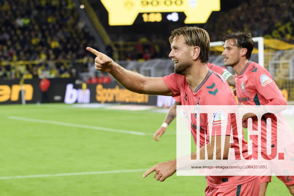 Niclas Fuellkrug of SV Werder Bremen celebrates his goal, which tied the score at 2–2, during the Bundesliga match between Borussia Dortmund and SV Werder Bremen at Signal Iduna Park on October 9, 2026, in Dortmund, Germany. Photo by Max Maiwald, DeFodi Images. Niclas Fuellkrug of SV Werder Bremen celebrates after scoring his team’s second goal during the Bundesliga match between Borussia Dortmund and SV Werder Bremen at Signal Iduna Park on October 9, 2026 in Dortmund, Germany. Photo by Max Maiwald, DeFodi Images. DFB and DFL regulations prohibit any use of photographs as image sequences and or quasi-video. Photo by Max Maiwald, DeFodi Images.