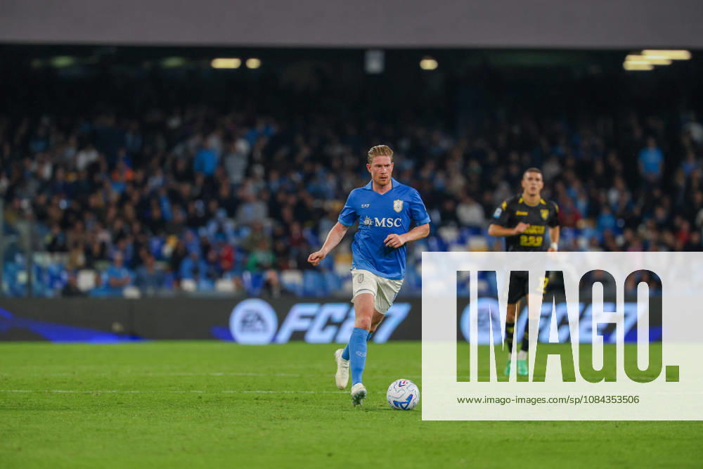 Kevi De Bruyne of SSC Napoli during the 2026 27 Serie A match between SSC Napoli and FC Frosinone, played on October 10, 2026, at the Stadio Diego Armando Maradona in Naples Serie A Football Match Ã¢â‚¬ 2026 27 Season: Napoli Vs. Frosinone - ZUMAs236 20261010_aap_s236_115