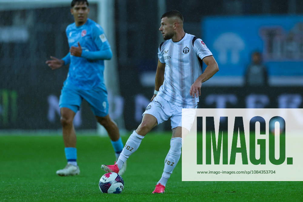 FC Zurich vs. FC Thun, Brack Super League, October 10, 2026; Valon Berisha, 23, FC Zurich, during the Brack Super League soccer match between FC Zurich and FC Thun on October 10, 2026, at Letzigrund Stadium, Zurich, Switzerland; Zurich, Letzigrund Stadium, Zurich, Switzerland