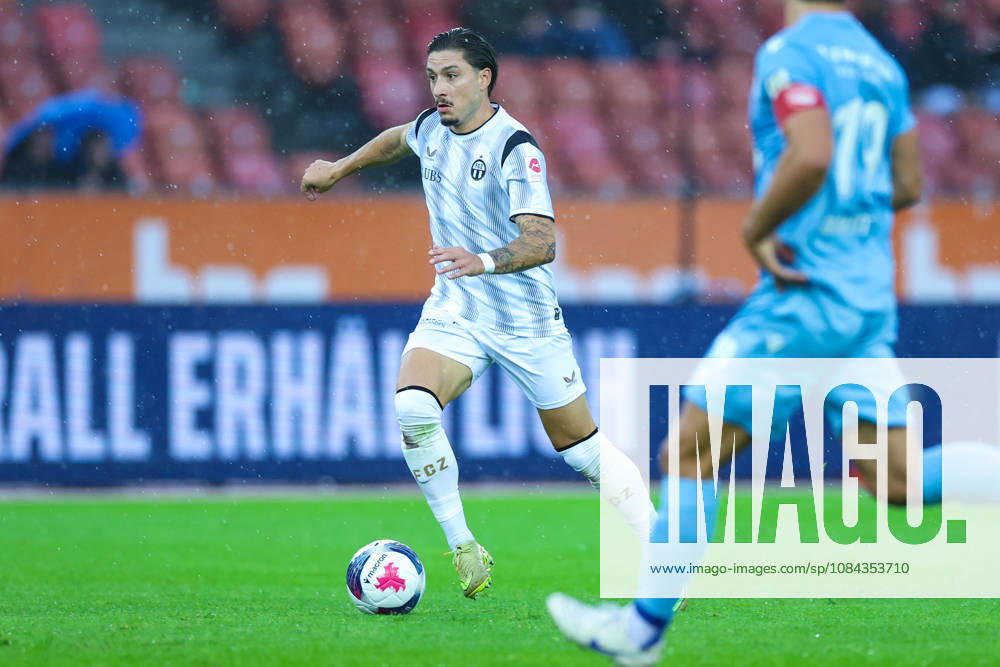 FC Zurich vs. FC Thun, Brack Super League, October 10, 2026, Kevin Spadanuda, 17, FC Zurich during the Brack Super League soccer match between FC Zurich and FC Thun on October 10, 2026, at Letzigrund Stadium, Zurich, Switzerland; Zurich, Letzigrund Stadium, Zurich, Switzerland