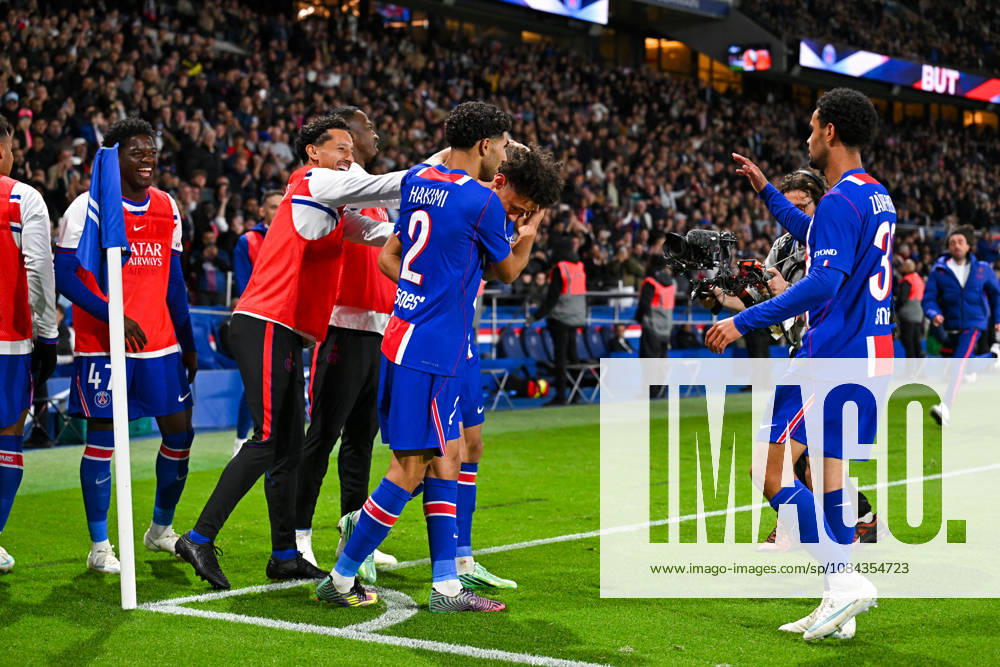 Paris Saint-Germain v Le Mans FC - Ligue 1 McDonald s 2026 2027 DÃ sirÃ DOUE of Paris Saint-Germain , MARQUINHOS of Paris Saint-Germain , Willian PACHO of Paris Saint-Germain , Quentin NDJANTOU of Paris Saint-Germain and Maghnes AKLIOUCHE of Paris Saint-Germain celebrate after scores during Ligue 1 McDonald s match between Paris and Le Mans at Parc des Princes on October 10, 2026 in Paris, France. Paris France