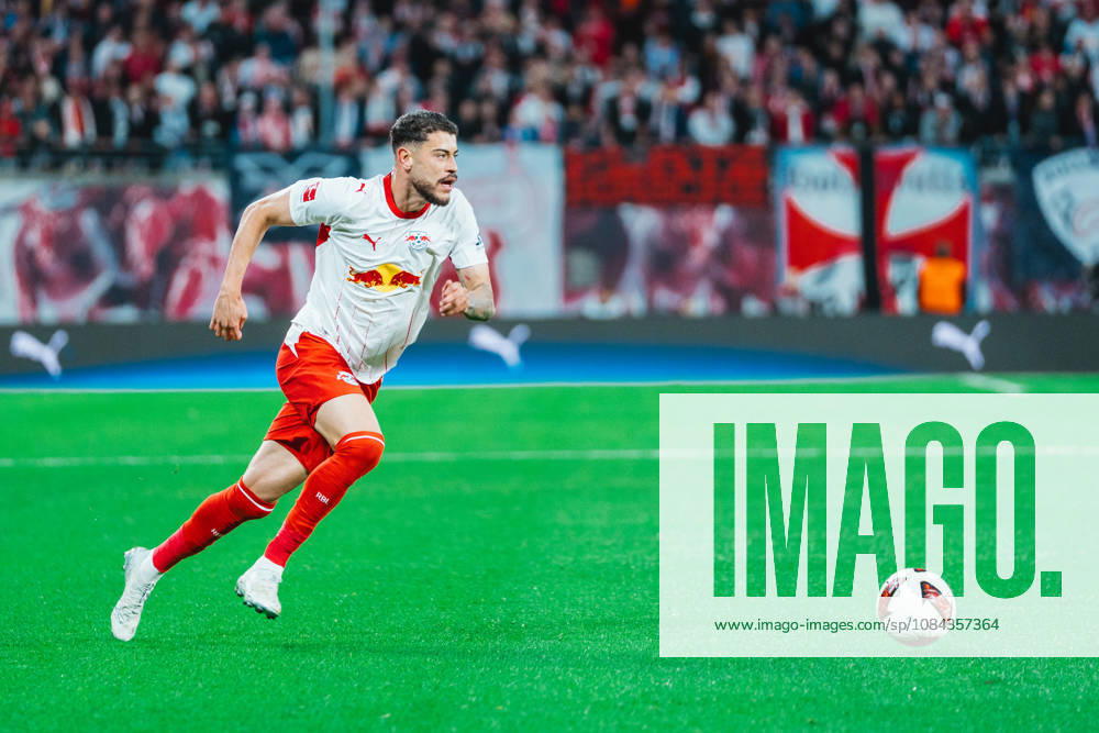 Rômulo Cardoso (RB Leipzig, 40) RB Leipzig vs Eintracht Frankfurt, Bundesliga, Germany, Football, 26 27, GER, Leipzig, Red Bull Arena Stadium DFL regulations prohibit any use of photographs as image sequences and or quasi-video.DFL regulations prohibit any use of photographs as image sequences and or quasi-video. Leipzig Red Bull Arena, Leipzig Sachsen GER