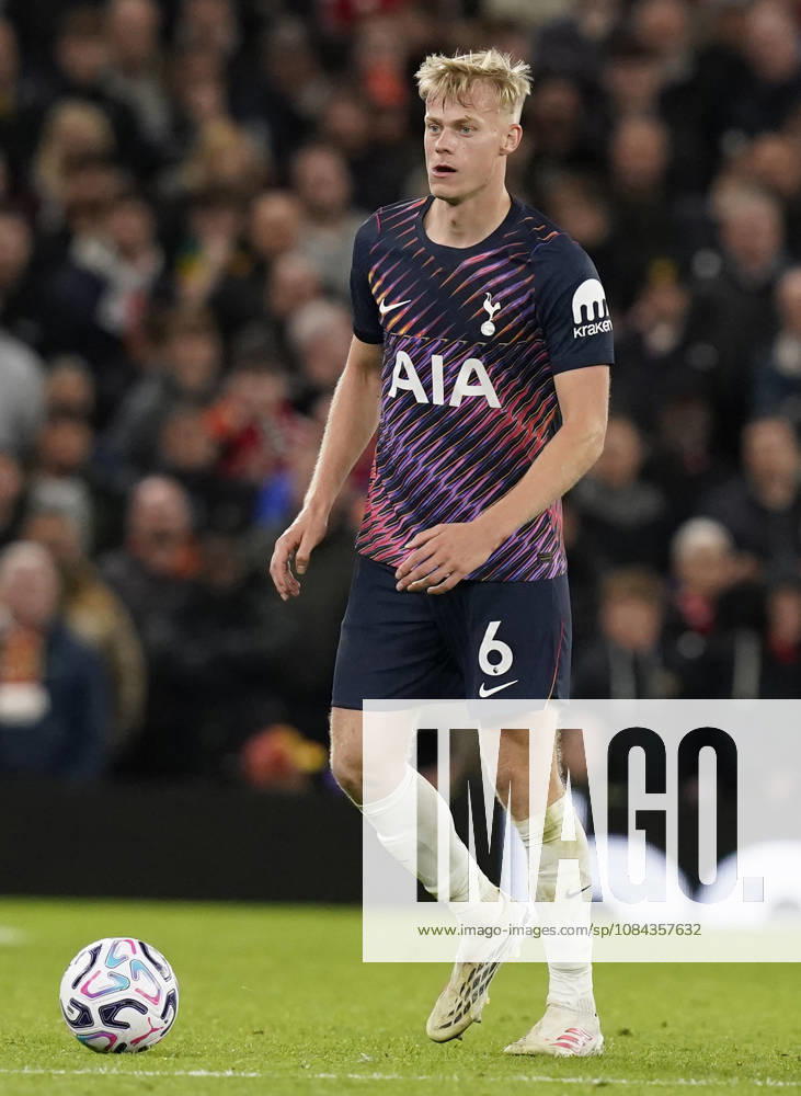 Manchester, England, 10th October 2026. Jan Paul van Hecke of Tottenham Hotspur during the Manchester United, ManU vs Tottenham Hotspur Premier League match at Old Trafford, Manchester. Picture credit should read: Andrew Yates Sportimage . SPI_085_AY_MANUTD_SPURS SPI-5058-0079