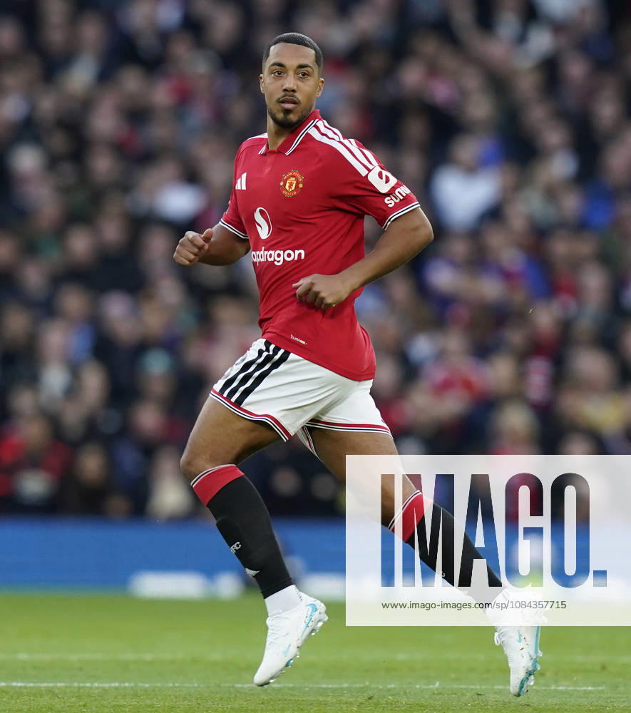 Manchester, England, 10th October 2026. Youri Tielemans of Manchester United, ManU during the Manchester United vs Tottenham Hotspur Premier League match at Old Trafford, Manchester. Picture credit should read: Andrew Yates Sportimage . SPI_125_AY_MANUTD_SPURS SPI-5058-0125