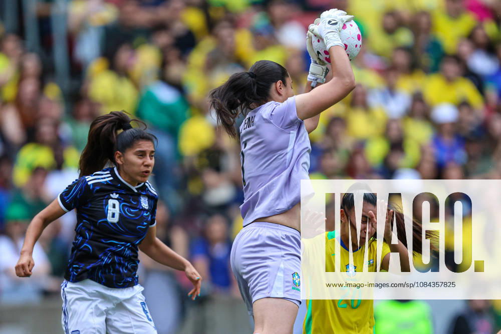 10th October 2026; Beira-Rio Stadium, Porto Alegre, Brazil; Friendlies Women Football, Brazil versus Argentina; Goalkeeper Lorena Silva and Mariza Nascimento of Brazil battles for possession with Daiana Falfan of Argentina MaxxPeixoto
