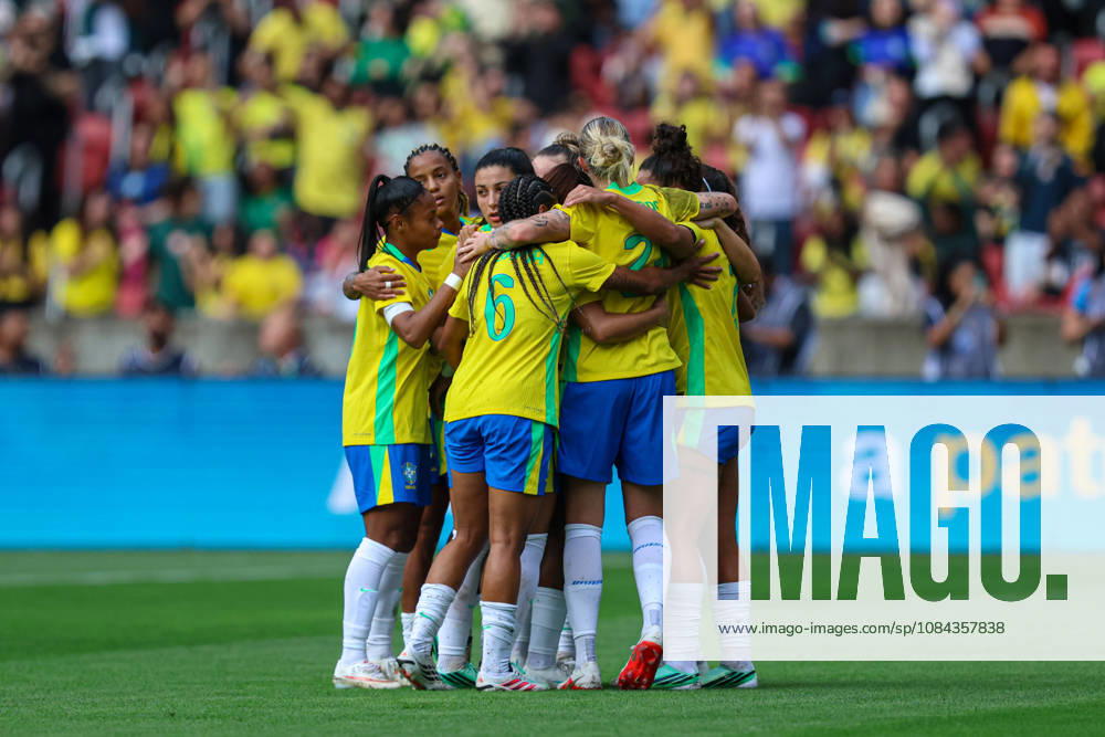 10th October 2026; Beira-Rio Stadium, Porto Alegre, Brazil; Friendlies Women Football, Brazil versus Argentina; Players of Brazil celebrates the scored goal by Luany Rosa in the 26th minute to go up 1-0 MaxxPeixoto