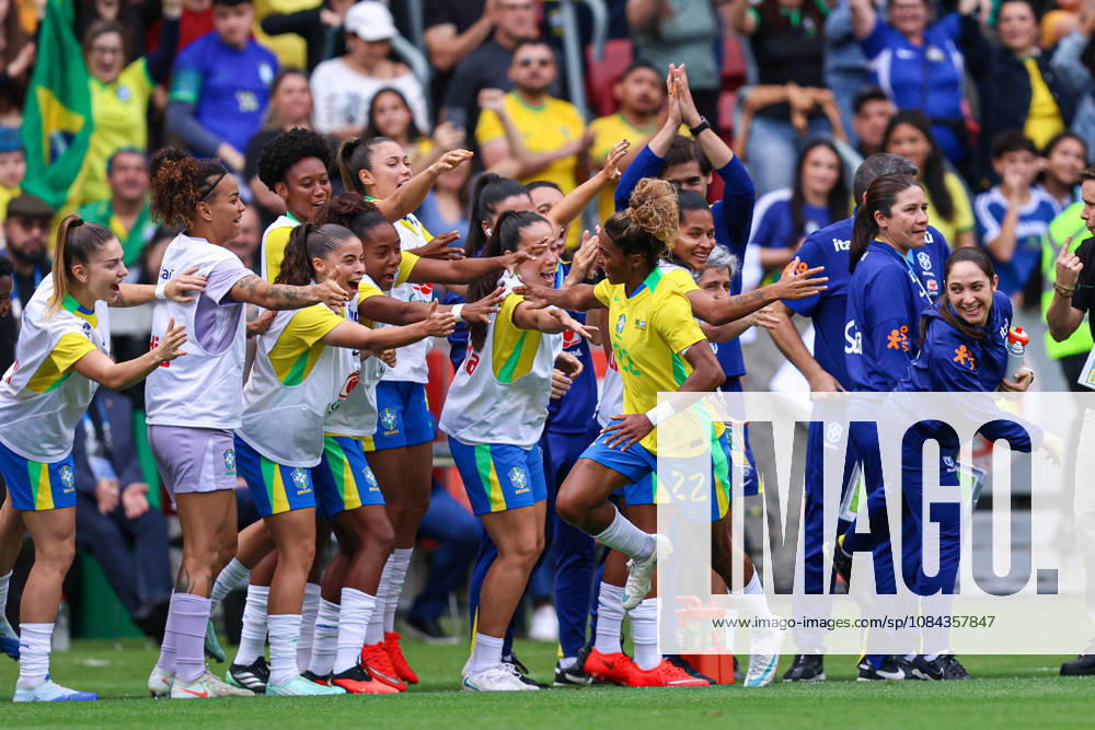 10th October 2026; Beira-Rio Stadium, Porto Alegre, Brazil; Friendlies Women Football, Brazil versus Argentina; Luany Rosa of Brazil celebrates his goal with teammatesin the 26th minute to go up 1-0 MaxxPeixoto