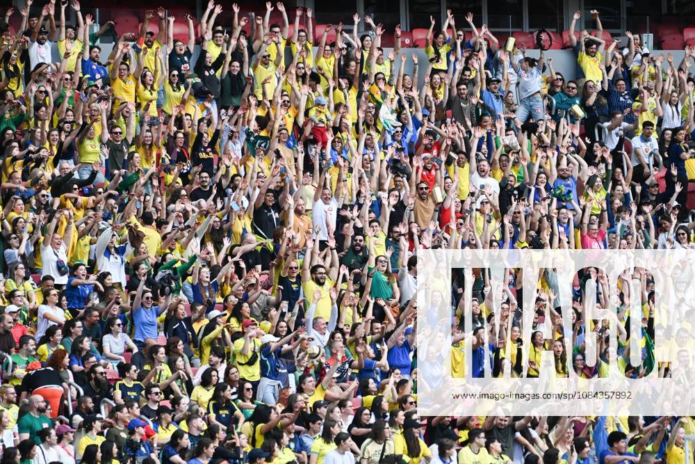 Match between Brazil and Argentina for the women s national team, Nationalteam friendly Brazilian fans during the match between Brazil and Argentina, valid for the Women s National Team friendly, held at the Beira-Rio stadium, in Porto Alegre this Saturday (10) Porto Alegre Rio Grande do Sul Brasil