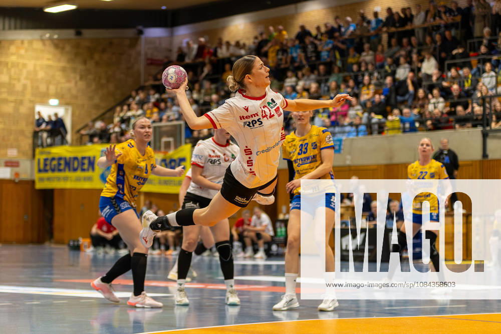 Handball I Women I 2026–2027 Season I 2nd Bundesliga I Matchday 5 I SV Todesfelde vs. HSV Solingen Gräfrath 76 I October 10, 2026 Deborah Spatz 42, HSV Solingen Gräfrath 76, Bad Schwartau, Ludwig Jahn Hall, Schleswig-Holstein, Germany