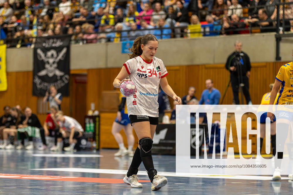 Handball I Women I 2026–2027 Season I 2nd Bundesliga I Matchday 5 I SV Todesfelde vs. HSV Solingen Gräfrath 76 I October 10, 2026 Merit Müller 24, HSV Solingen Gräfrath 76, Bad Schwartau, Ludwig Jahn Hall, Schleswig-Holstein, Germany