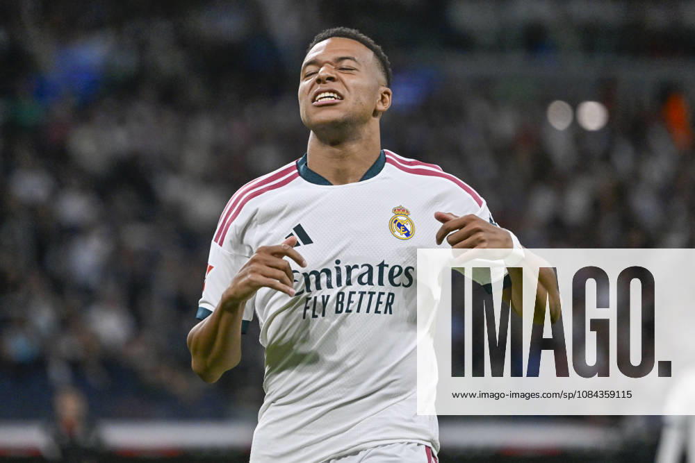 10 KYLIAN MBAPPE of Real Madrid CF laments during the match on Matchday 8 of the 2026-27 National League First Division Championship between REAL MADRID C.F. and VILLARREAL CF, played at the Bernabeu Stadium on October 10, 2026, in Madrid, Spain. REAL MADRID C.F. Vs. VILLARREAL CF - 2026 27 National League First Division Championship 10.10.26 - ZUMAc312 20261010_zsp_c312_098