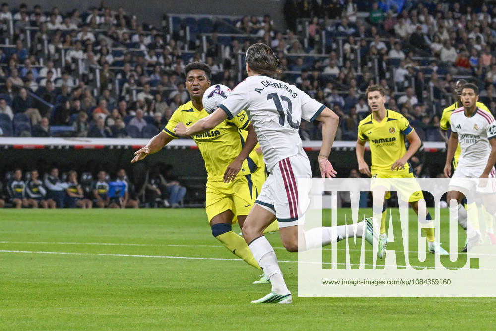 18 ALVARO CARRERAS of Real Madrid CF controls the ball during the match on Matchday 8 of the 2026-27 National League First Division Championship between REAL MADRID C.F. and VILLARREAL CF, played at the Bernabeu Stadium on October 10, 2026, in Madrid, Spain. REAL MADRID C.F. Vs. VILLARREAL CF - 2026 27 National League First Division Championship 10.10.26 - ZUMAc312 20261010_zsp_c312_108