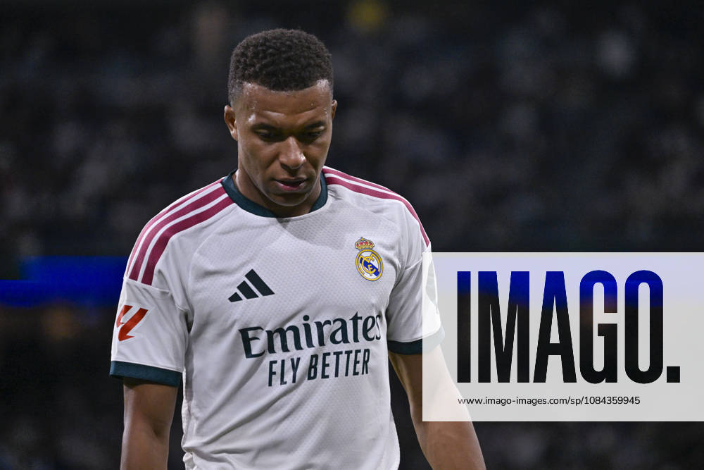 10 KYLIAN MBAPPE of Real Madrid CF during the match on Matchday 8 of the 2026-27 National League First Division Championship between REAL MADRID C.F. and VILLARREAL CF, played at the Bernabeu Stadium on October 10, 2026, in Madrid, Spain. REAL MADRID C.F. Vs. VILLARREAL CF - 2026 27 National League First Division Championship 10.10.26 - ZUMAc312 20261010_zsp_c312_271