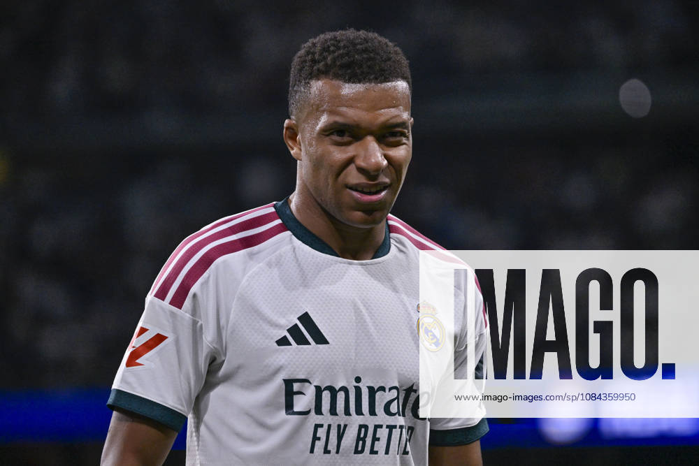 10 KYLIAN MBAPPE of Real Madrid CF during the match on Matchday 8 of the 2026-27 National League First Division Championship between REAL MADRID C.F. and VILLARREAL CF, played at the Bernabeu Stadium on October 10, 2026, in Madrid, Spain. REAL MADRID C.F. Vs. VILLARREAL CF - 2026 27 National League First Division Championship 10.10.26 - ZUMAc312 20261010_zsp_c312_273