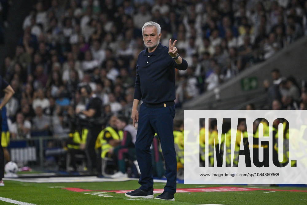 JOSE MOURINHO heach coach of Real Madrid CF gesturing with his hands during the match on Matchday 8 of the 2026-27 National League First Division Championship between REAL MADRID C.F. and VILLARREAL CF, played at the Bernabeu Stadium on October 10, 2026, in Madrid, Spain. Madrid Spain - ZUMAc312 20261010_zsp_c312_218