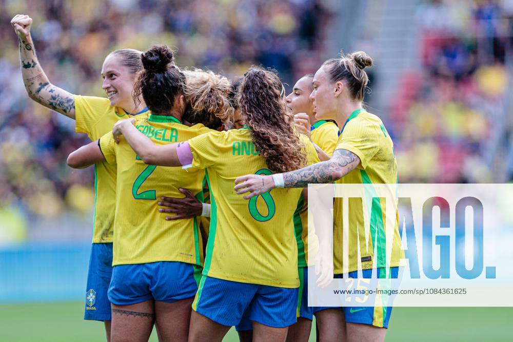 Match between Brazil and Argentina friendly 2026 Porto Alegre (RS), 10 10 2026 - Friendly match Women s national team, Nationalteam Brazil vs Argentina - Luany scores and celebrates her goal in the match between Brazil and Argentina, valid for the 2026 friendly match held at the Beira Rio stadium, in the city of Porto Alegre, on the afternoon of this Saturday, October 10, 2026. Credit: Wellington Rosa PHD Press TheNews2.(Foto: Phd Press Thenews2 imago images) SPO