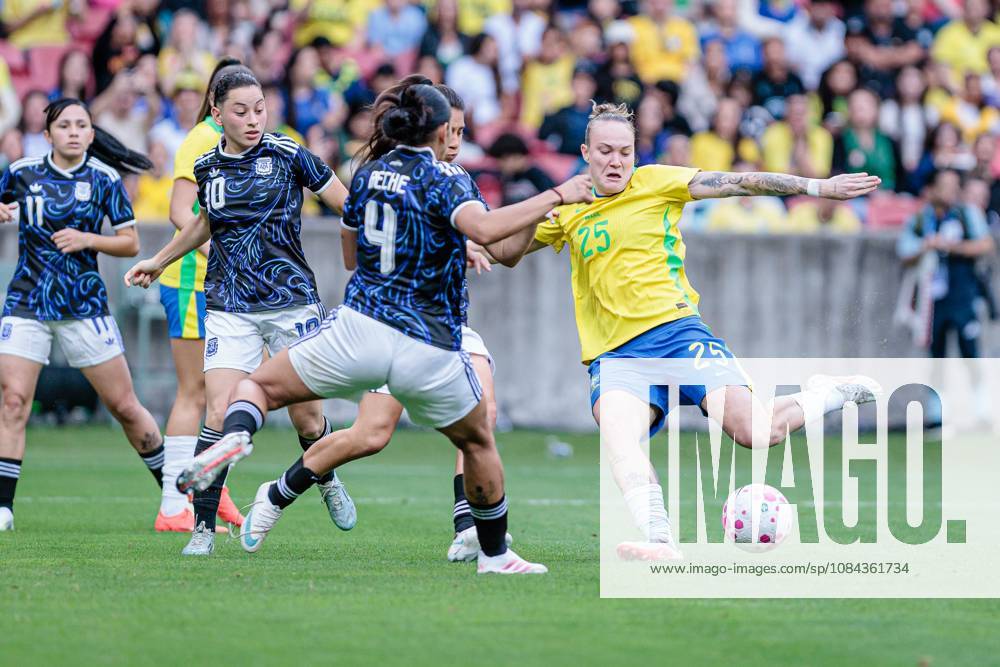 Match between Brazil and Argentina friendly 2026 Porto Alegre (RS), 10 10 2026 - Friendly match Women s national team, Nationalteam Brazil vs Argentina - Action in the match between Brazil and Argentina, valid for the 2026 friendly match held at the Beira Rio stadium, in the city of Porto Alegre, on the afternoon of this Saturday, October 10, 2026. Credit: Wellington Rosa PHD Press TheNews2.(Foto: Phd Press Thenews2 imago images) SPO