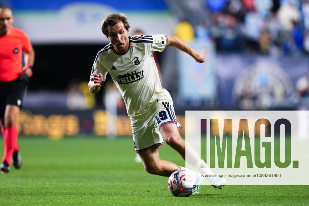 Philadelphia Union Midfielder Indiana Vassilev (19) controls the ball during the first half of an MLS, Fussball Herren, USA match against Real Salt Lake at Subaru Park in Chester, Pennsylvania. CSM MLS 2026: Union Vs Salt Lake OCT 10 - ZUMAc04_ 20261010_zma_c04_264