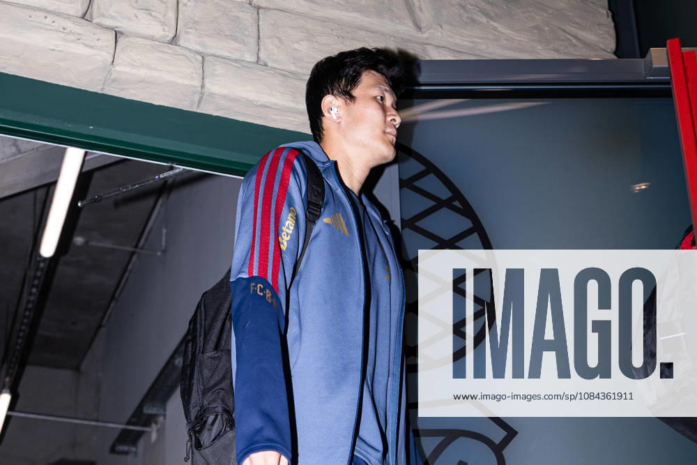 Germany: FC Augsburg vs. FC Bayern Munich, Bundesliga 1, Matchday 5, 2026–27 Season, WWK Arena Augsburg; Min Jae Kim, FC Bayern Munich, 3, upon arrival at the WWK Arena Augsburg; Augsburg WWK Arena; Bayern; Germany