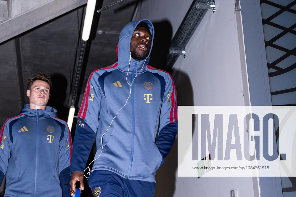Germany: FC Augsburg vs. FC Bayern Munich, Bundesliga 1, Matchday 5, 2026–27 Season, WWK Arena Augsburg; Alphonso Davies, FC Bayern Munich, 19, upon arrival at the WWK Arena Augsburg; Augsburg WWK Arena; Bayern; Germany