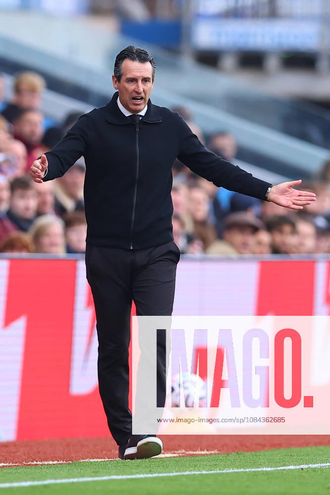 Aston Villa v Brentford, Premier League Aston Villa manager Unai Emery gestures during the Aston Villa v Brentford Premier League match at Villa Park, Birmingham, England on 10 October 2026 Credit: Ryan Crockett Every Second Media Editorial use only. All images are copyright Every Second Media Limited. No images may be reproduced without prior permission. All rights reserved. Premier League and Football League images are subject to licensing agreements with Football DataCo Limited. see https: www.football-dataco.com