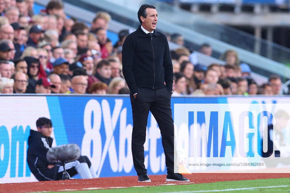 Aston Villa v Brentford, Premier League Aston Villa manager Unai Emery gestures during the Aston Villa v Brentford Premier League match at Villa Park, Birmingham, England on 10 October 2026 Credit: Ryan Crockett Every Second Media Editorial use only. All images are copyright Every Second Media Limited. No images may be reproduced without prior permission. All rights reserved. Premier League and Football League images are subject to licensing agreements with Football DataCo Limited. see https: www.football-dataco.com