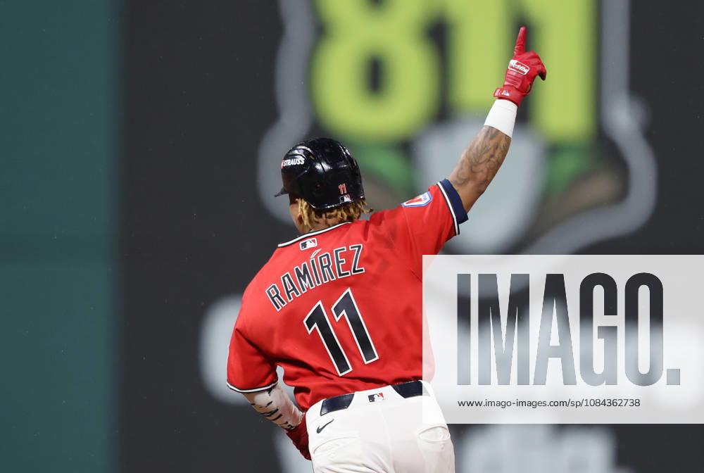 Cleveland Guardians Jose Ramirez (11) runs the bases after hitting a two-run home run against the Chicago White Sox in the fourth inning of an MLB, Baseball Herren, USA American League Division Series at Progressive Field in Cleveland, Ohio, on Saturday, October 10, 2026. CLE20261010721 AARONxJOSEFCZYK