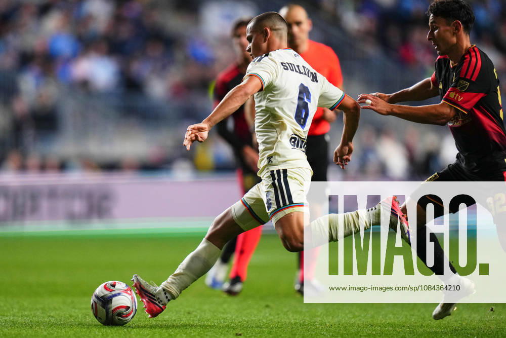 Philadelphia Union Midfielder Cavan Sullivan (6) kicks the ball during the second half of an MLS, Fussball Herren, USA match against Real Salt Lake at Subaru Park in Chester, Pennsylvania. CSM Chester United States of America - ZUMAc04_ 20261010_zma_c04_295