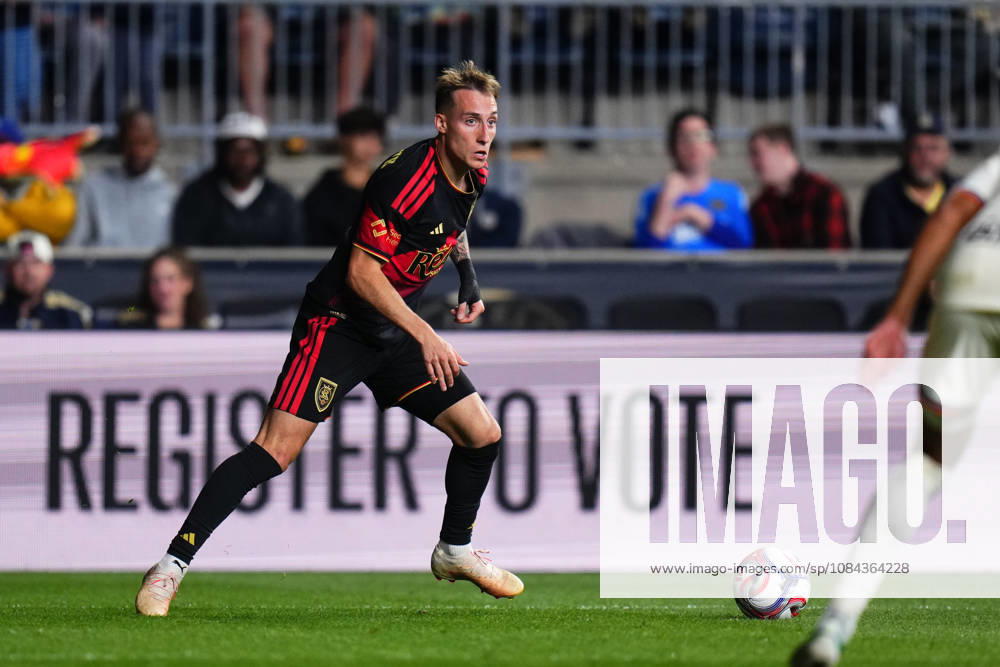 Real Salt Lake Forward Dominik Marczuk (11) controls the ball during the second half of an MLS, Fussball Herren, USA match against the Philadelphia Union at Subaru Park in Chester, Pennsylvania. CSM MLS 2026: Union Vs Salt Lake OCT 10 - ZUMAc04_ 20261010_zma_c04_303