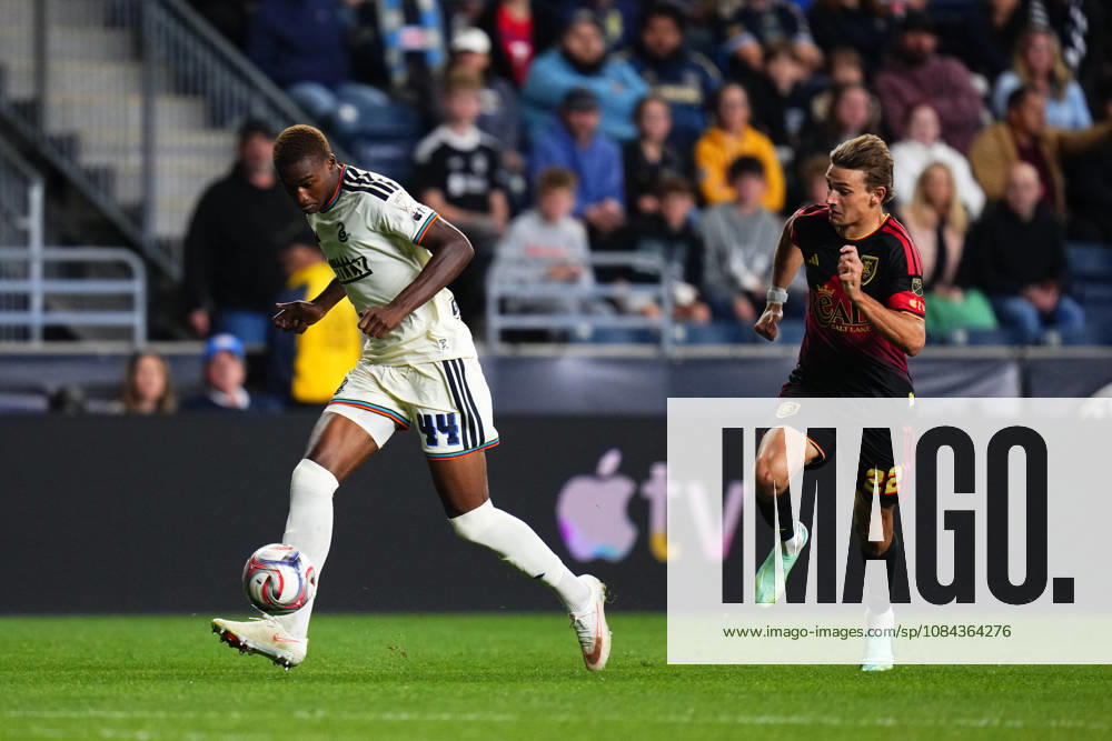 Philadelphia Union Defender Neil Pierre (44) passes the ball during the second half of an MLS, Fussball Herren, USA match against Real Salt Lake at Subaru Park in Chester, Pennsylvania. CSM MLS 2026: Union Vs Salt Lake OCT 10 - ZUMAc04_ 20261010_zma_c04_321