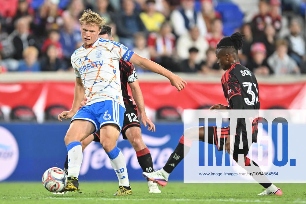 Harrison, New Jersey United States of America. 10 Oct, 2026. San Diego FC midfielder JEPPE TVERSKOV (6) in action at Sports Illustrated Stadium New York defeats San Diego 4 to 1. Credit: , Jr. Zuma Press Harrison United States of America - ZUMAa301 20261010_aaf_a301_016