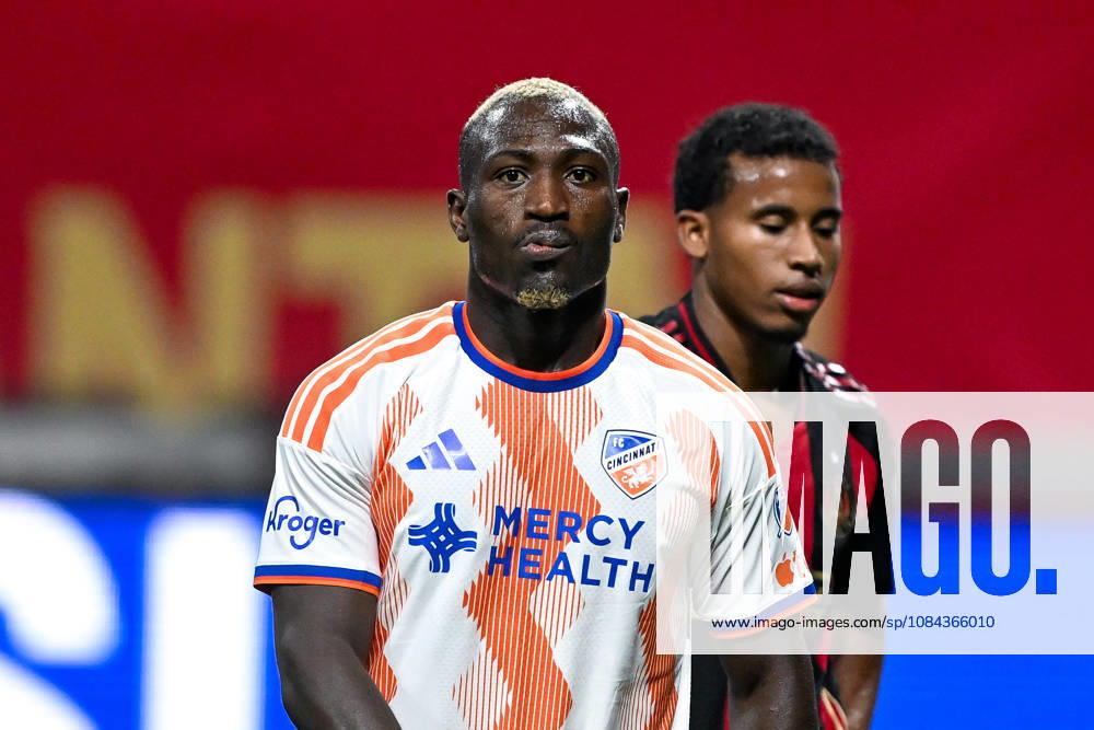 ATLANTA, GA - OCTOBER 10: Kevin Denkey 9 of FC Cincinnati reacts during the MLS, Fussball Herren, USA match between FC Cincinnati and Atlanta United FC on October 10th, 2026 at Mercedes-Benz Stadium in Atlanta, GA. (Photo by Rich von Biberstein Icon Sportswire) SOCCER: OCT 10 MLS Atlanta United vs FC Cincinnati Icon261010019