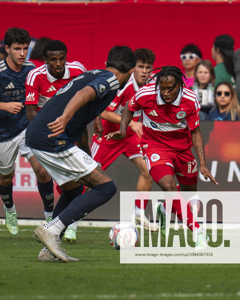 Chicago Fire FC V New York City FC - MLS, Fussball Herren, USA - October 10, 2026 Puso Dithejane ( 12) of Chicago Fire FC plays during the match between Chicago Fire FC and New York City FC at Soldier Field Stadium in Chicago, United States, on October 10, 2026. Chicago IL United States