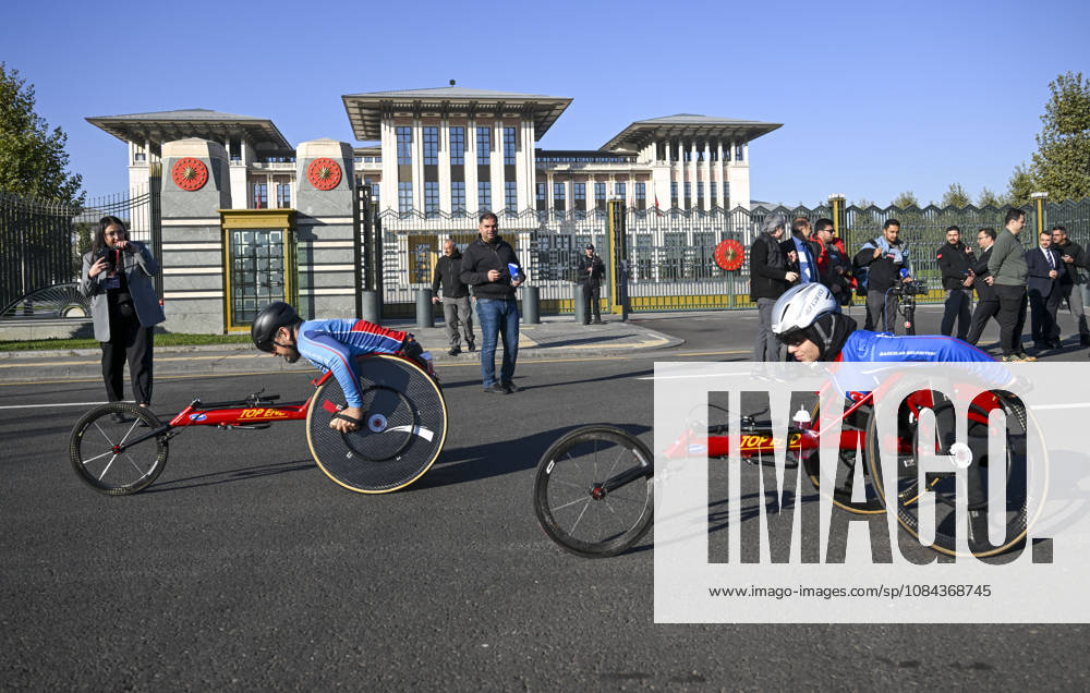 Presidential Run in Ankara ANKARA, TURKIYE - OCTOBER 11: Athletes, including wheelchair racers, compete during the Presidential Run, organized by the Turkish Athletics Federation, in Ankara, Turkiye, on October 11, 2026. Utku Ucrak Anadolu Ankara Turkey. Editorial use only. Please get in touch for any other usage.