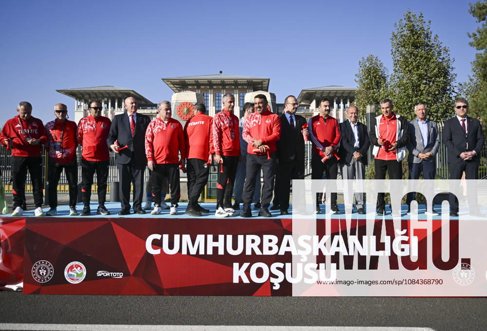 Presidential Run in Ankara ANKARA, TURKIYE - OCTOBER 11: Athletes compete during the Presidential Run, organized by the Turkish Athletics Federation in Ankara, Turkiye, on October 11, 2026. Utku Ucrak Anadolu Ankara Turkey. Editorial use only. Please get in touch for any other usage.