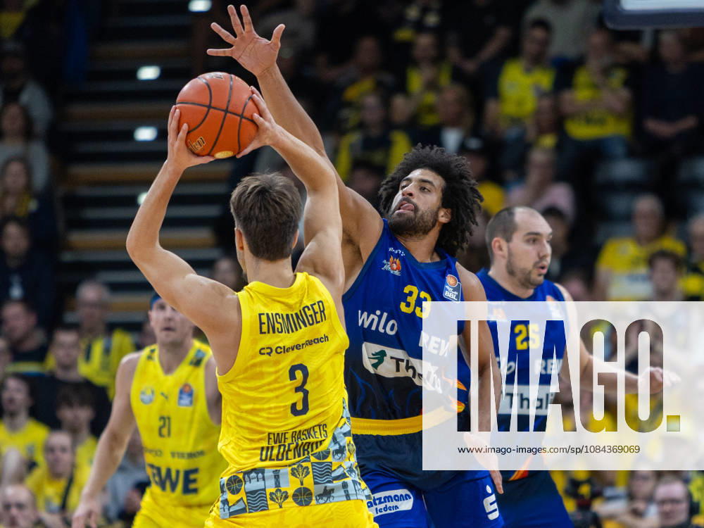EWE Baskets Oldenburg in a matchup against Phoenix Hagen, Trenton Gibson, Action: EWE Baskets Oldenburg vs. Phoenix Hagen, Basketball, BBL, October 10, 2026, Oldenburg