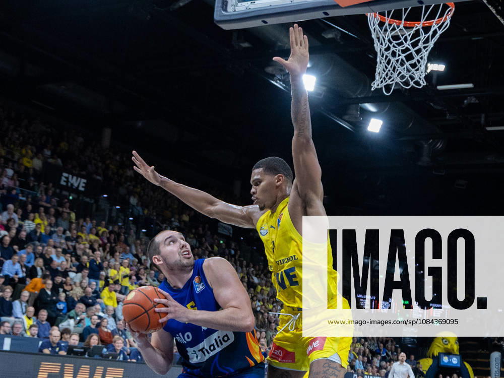 EWE Baskets Oldenburg faces off against Phoenix Hagen, Demajeo Wiggins, Cameron Krutwig, EWE Baskets Oldenburg vs. Phoenix Hagen, Basketball, BBL, October 10, 2026, Oldenburg