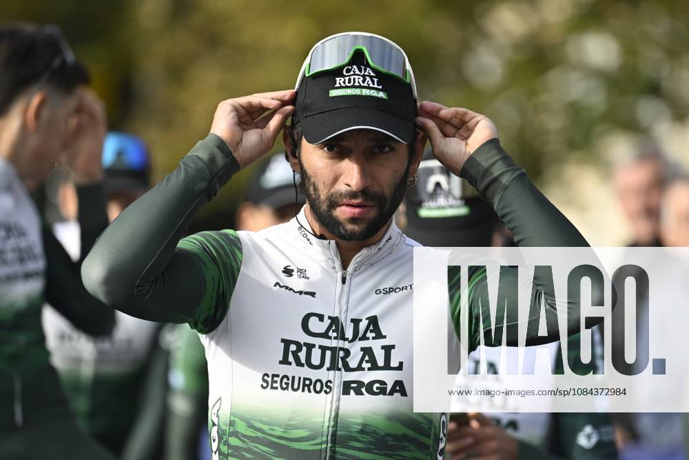 Paris Tours 2026 Cycling Race TOURS, FRANCE - OCTOBER 11 : Gaviria Fernando (COL) of Caja Rural - Seguros RGA during the 120th edition of Paris Tours an UCI ProSeries 1.Pro one day cycling road race for Men Elite of 216.2 km with start in Chartres and finish in Tours on October 11, 2026 in Tours, France, 11 10 2026 ( Motordriver Guy De Vuyst - Tours France