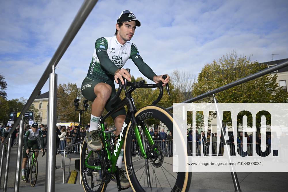 Paris Tours 2026 Cycling Race TOURS, FRANCE - OCTOBER 11 : Calabuig Estanislao (ESP) of Caja Rural - Seguros RGA during the 120th edition of Paris Tours an UCI ProSeries 1.Pro one day cycling road race for Men Elite of 216.2 km with start in Chartres and finish in Tours on October 11, 2026 in Tours, France, 11 10 2026 ( Motordriver Guy De Vuyst - Tours France